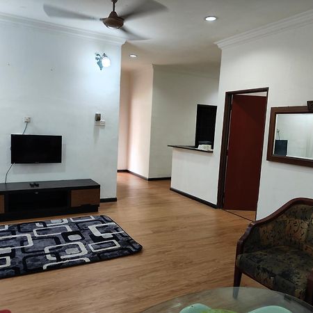קואלה טרנגאנו Terengganu Equestrian Resort מראה חיצוני תמונה