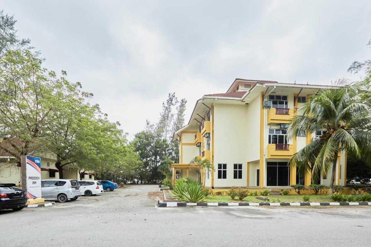 קואלה טרנגאנו Terengganu Equestrian Resort מראה חיצוני תמונה