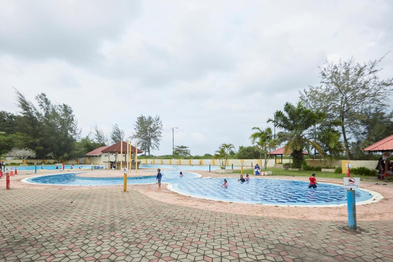 קואלה טרנגאנו Terengganu Equestrian Resort מראה חיצוני תמונה