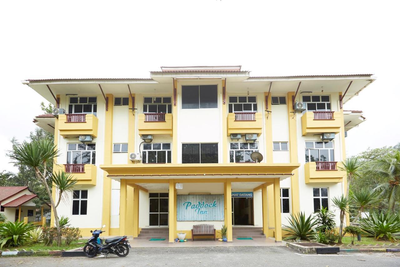 קואלה טרנגאנו Terengganu Equestrian Resort מראה חיצוני תמונה