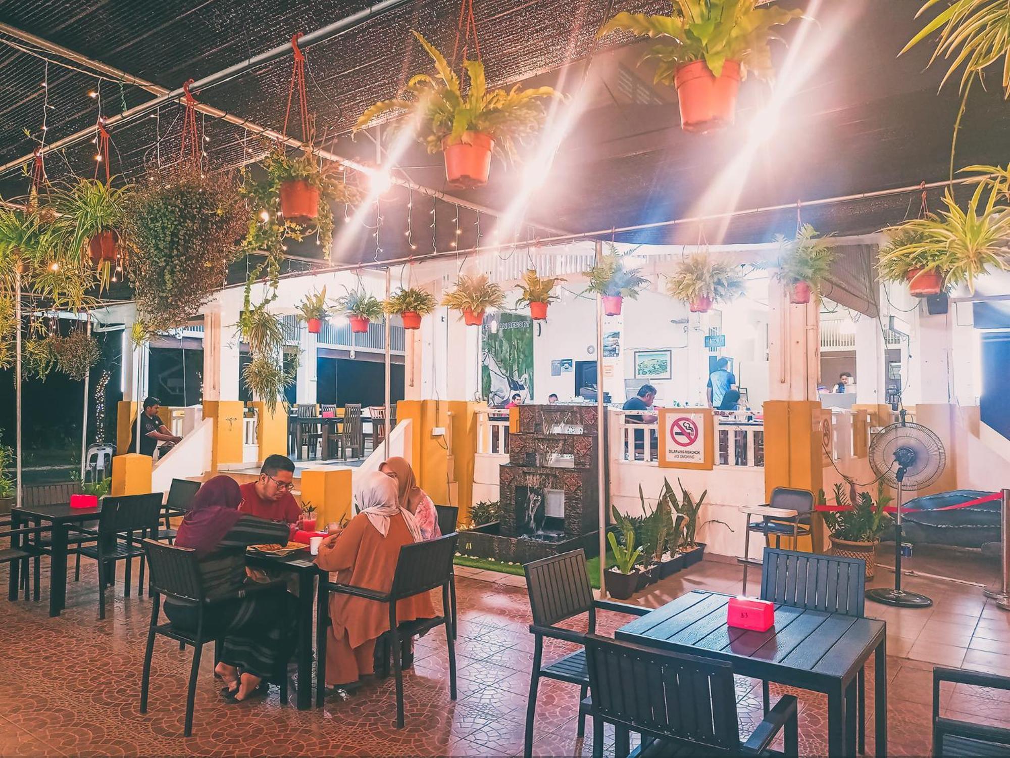 קואלה טרנגאנו Terengganu Equestrian Resort מראה חיצוני תמונה