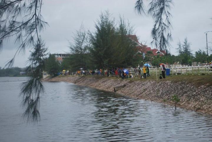 קואלה טרנגאנו Terengganu Equestrian Resort מראה חיצוני תמונה